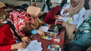 sekolah lansia