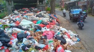 Tumpukan Sampah